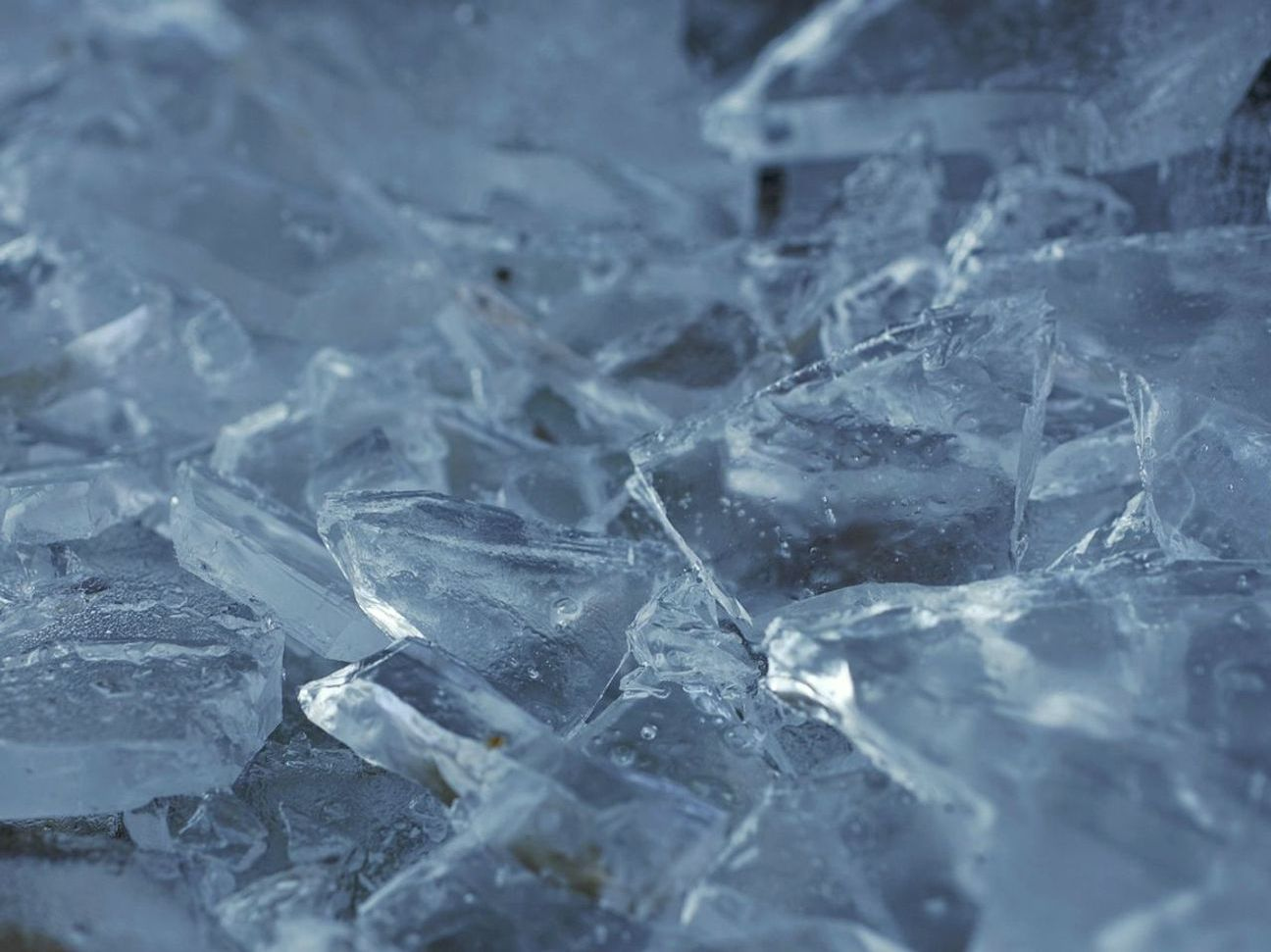 Una dorsale di ghiaccio vista al primo sole